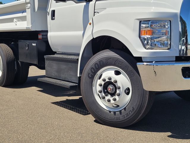 2026 Ford F-650SD Base
