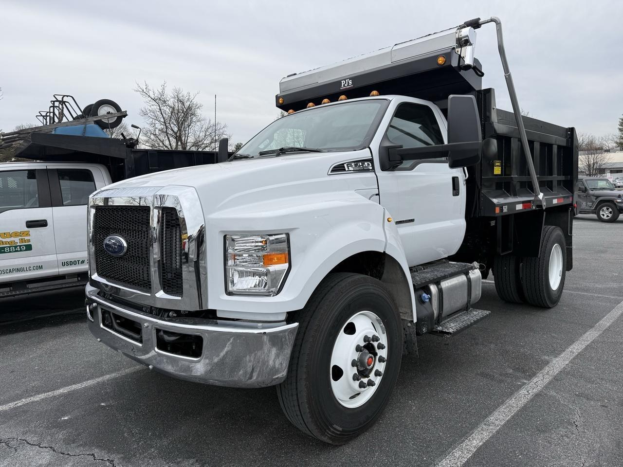 2026 Ford F-750SD Base