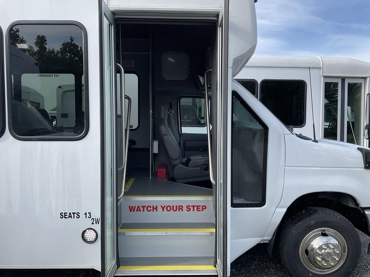 2026 Ford HLE HLE COACH Johnstown NY
