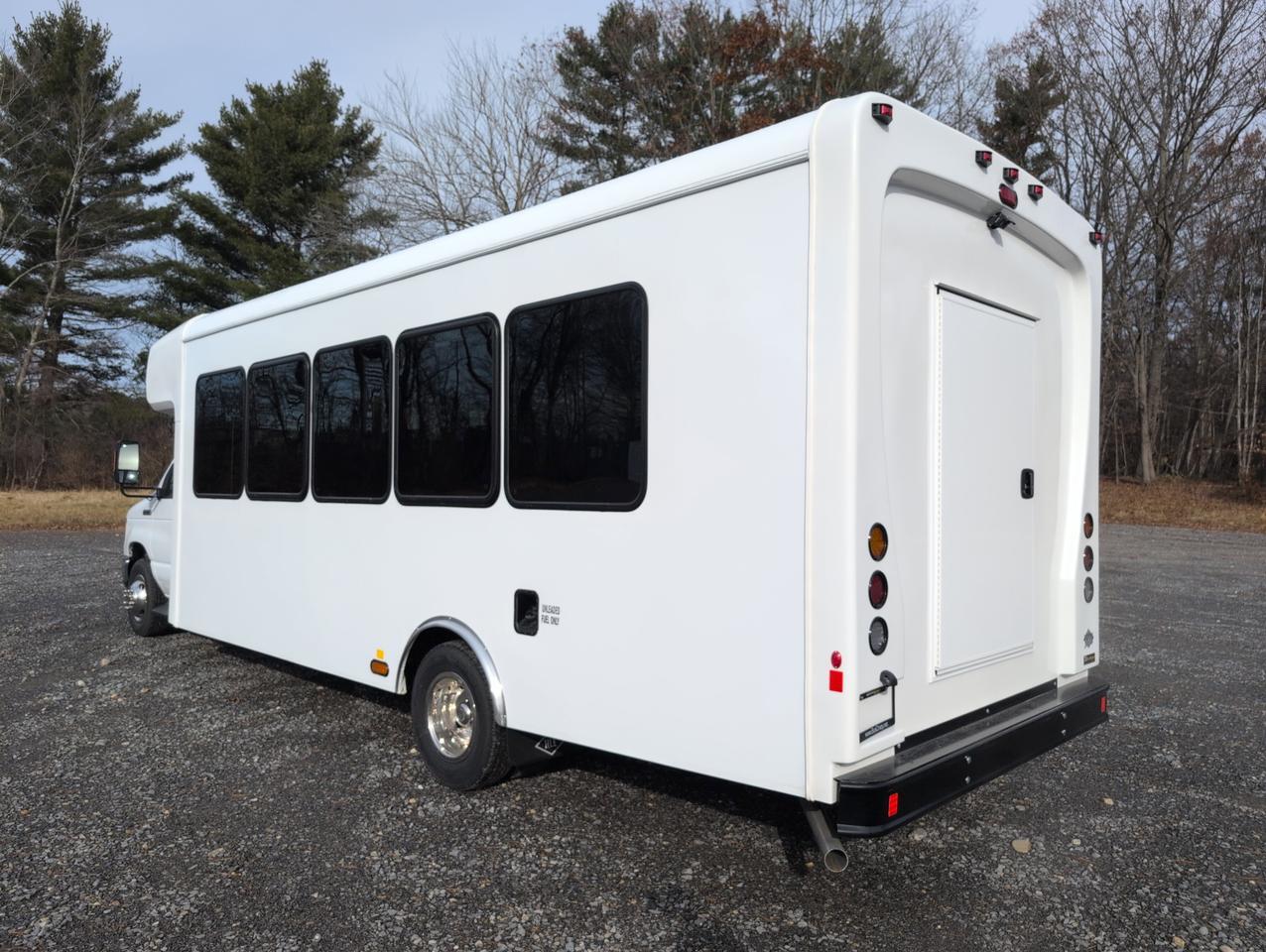 2026 Ford HLE HLE COACH