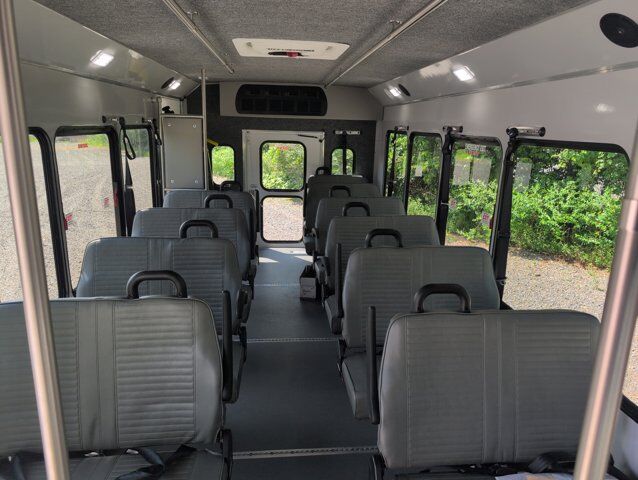 2026 Ford HLE HLE COACH Johnstown NY