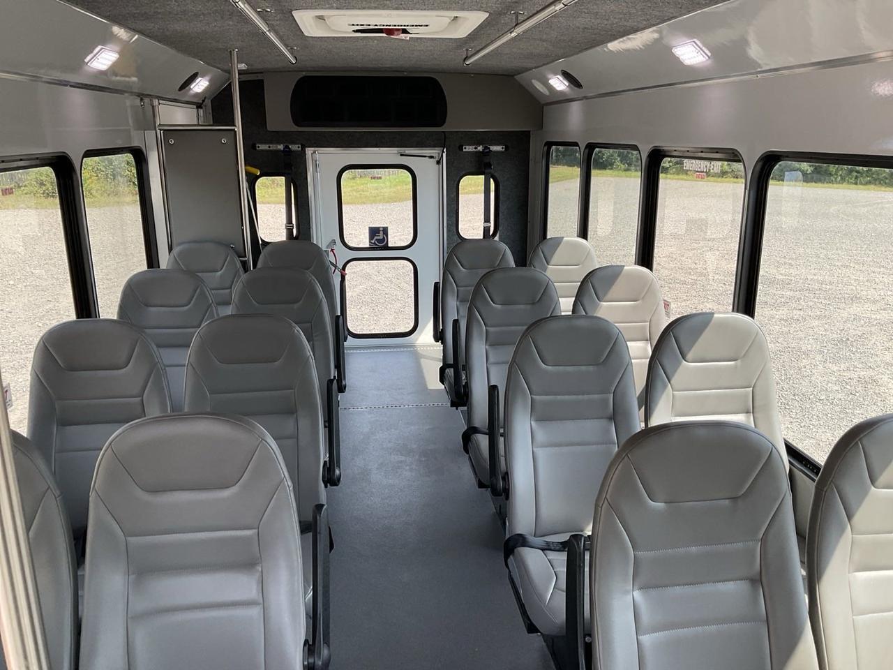 2026 Ford HLE HLE COACH Johnstown NY