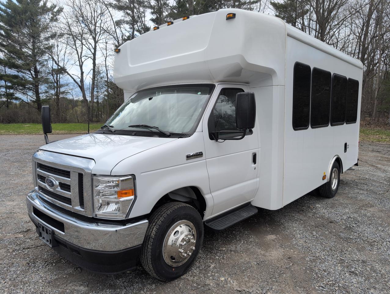 2026 Ford HLE HLE COACH Johnstown NY