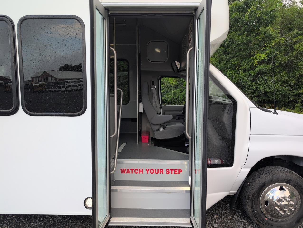 2026 Ford HLE HLE COACH Johnstown NY