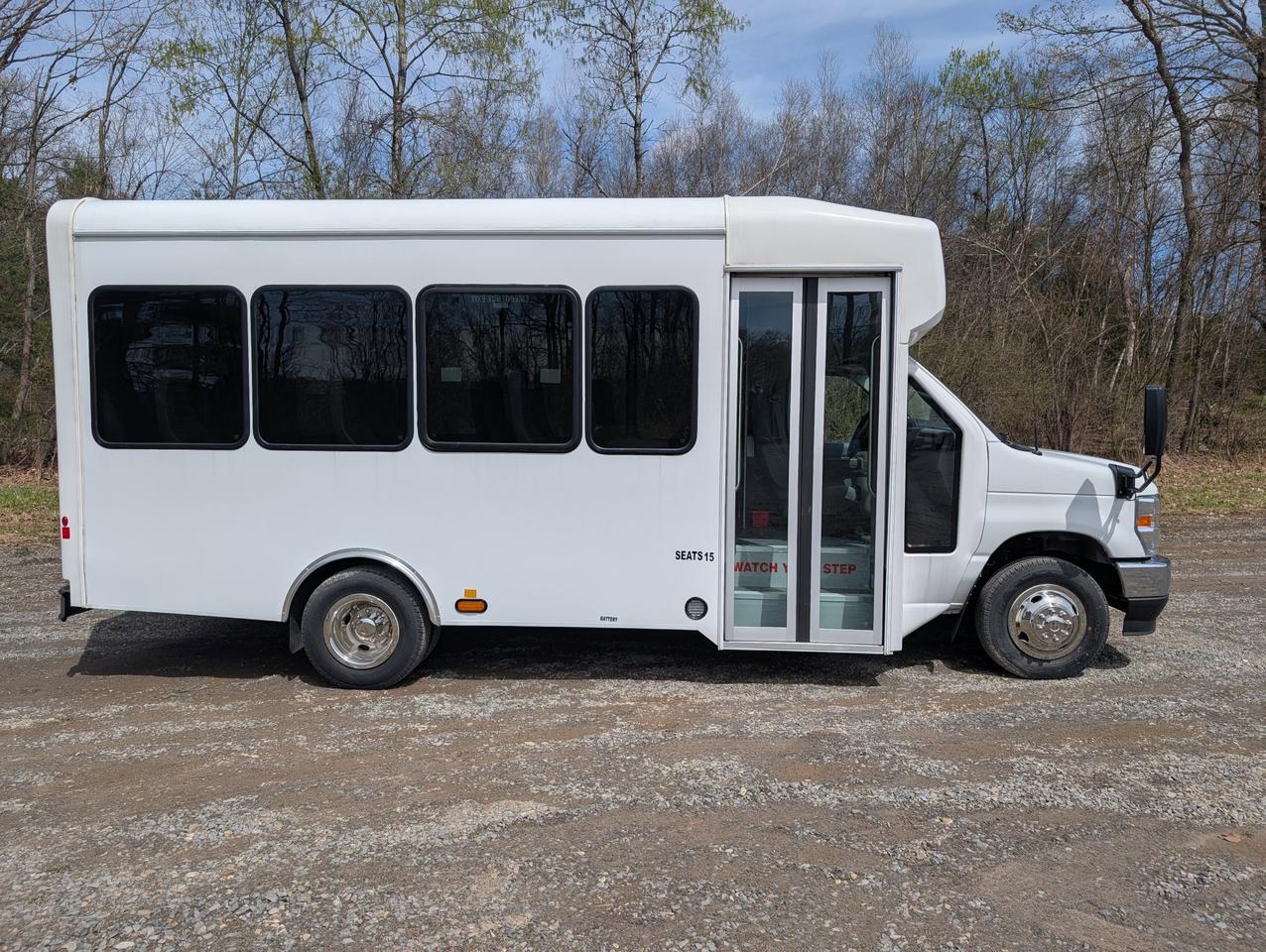 2026 Ford HLE HLE COACH