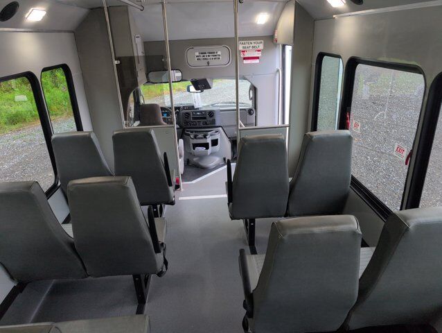 2026 Ford HLE HLE COACH Johnstown NY