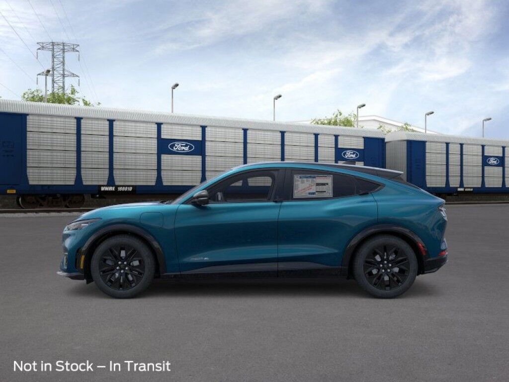 2026 Ford MUSTANG MACH-E M
