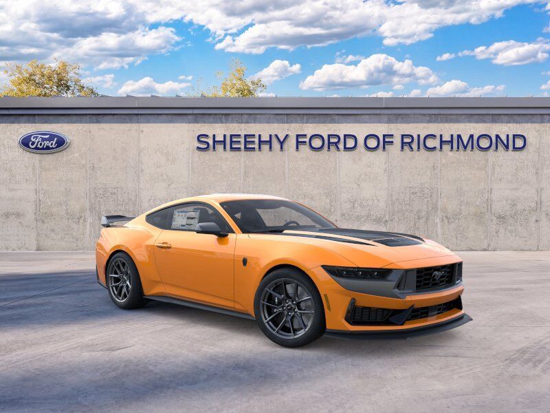 2026 Ford Mustang Dark Horse