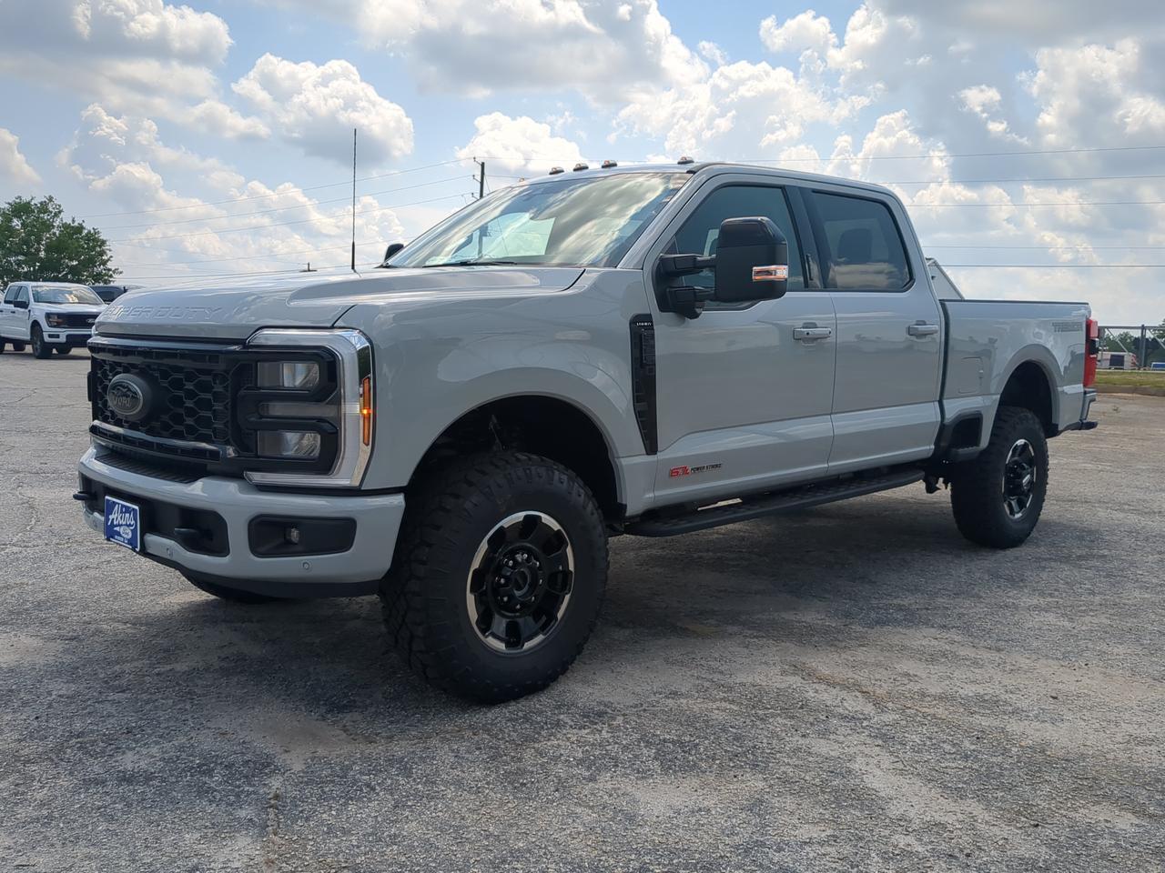 2026 Ford Super Duty F-250 SRW LARIAT TREMOR Appleton WI