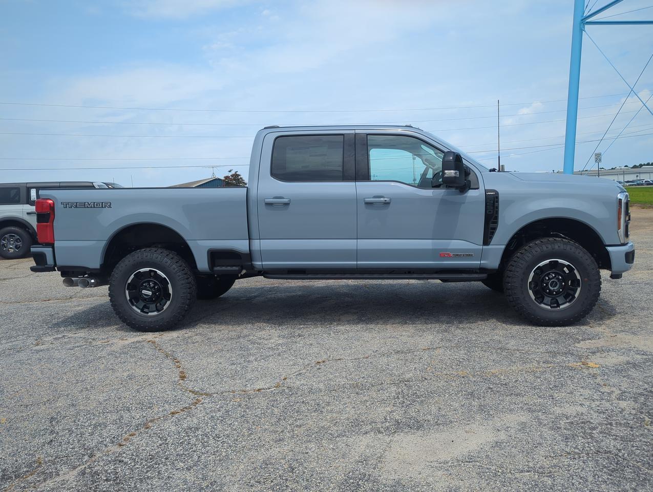 2026 Ford Super Duty F-250 SRW LARIAT TREMOR Appleton WI