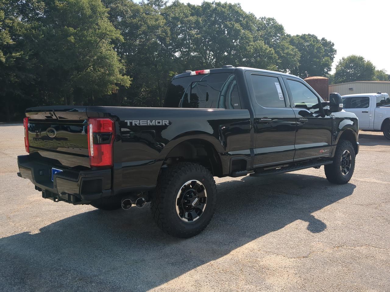2026 Ford Super Duty F-250 SRW LARIAT TREMOR Appleton WI