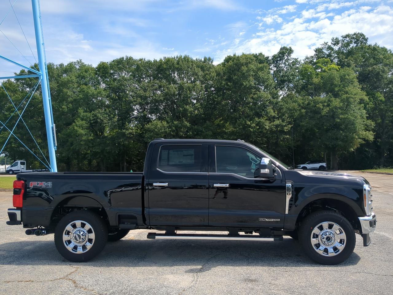2026 Ford Super Duty F-250 SRW Lariat Appleton WI