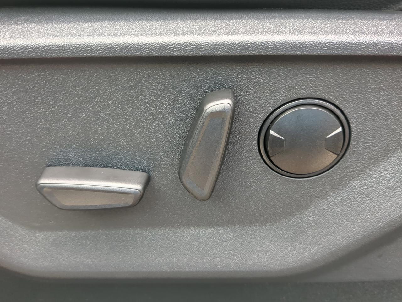 2026 Ford Super Duty F-250 SRW Lariat Appleton WI
