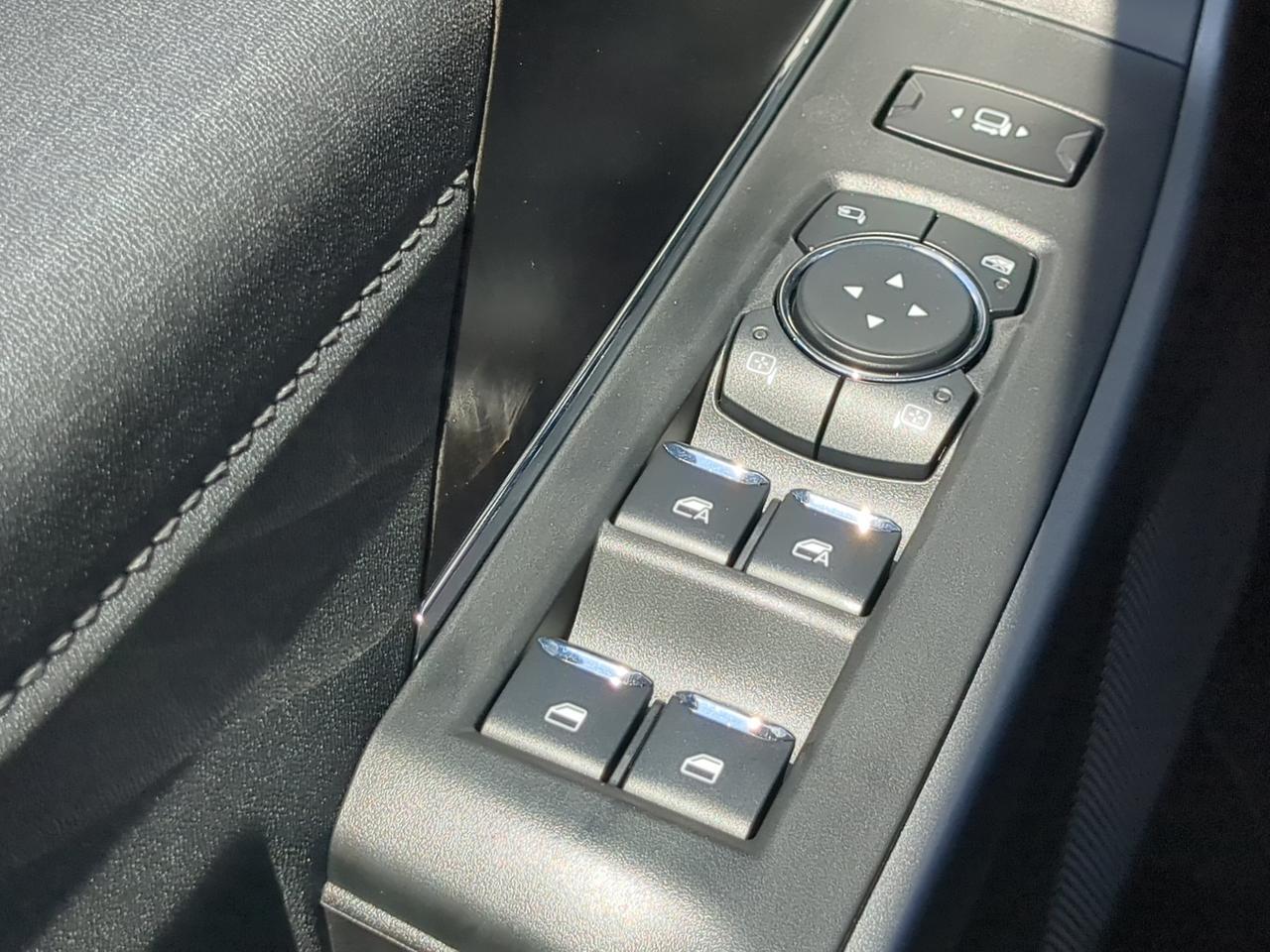 2026 Ford Super Duty F-250 SRW Lariat Appleton WI