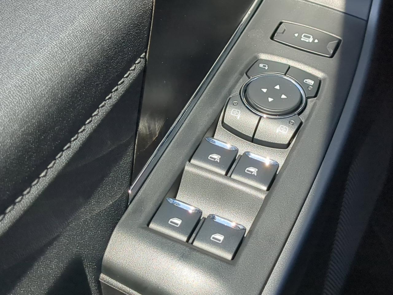 2026 Ford Super Duty F-250 SRW Lariat Appleton WI