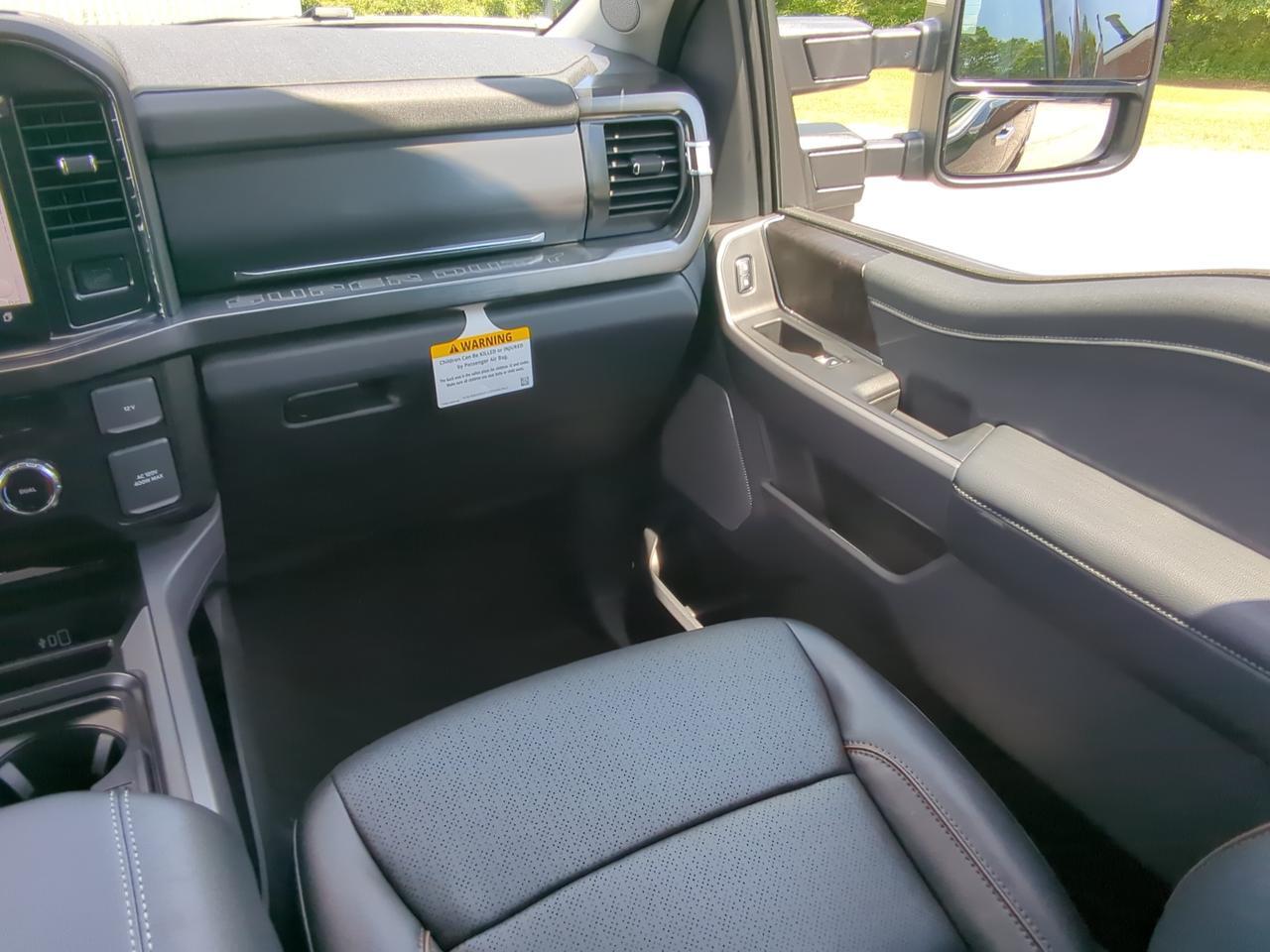2026 Ford Super Duty F-250 SRW Lariat Appleton WI