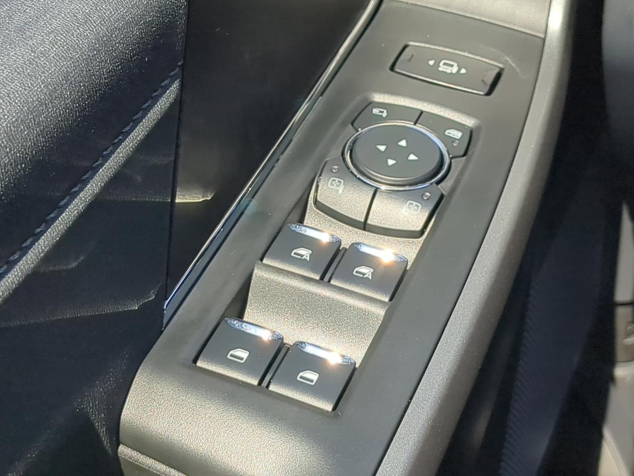 2026 Ford Super Duty F-250 SRW Lariat Appleton WI