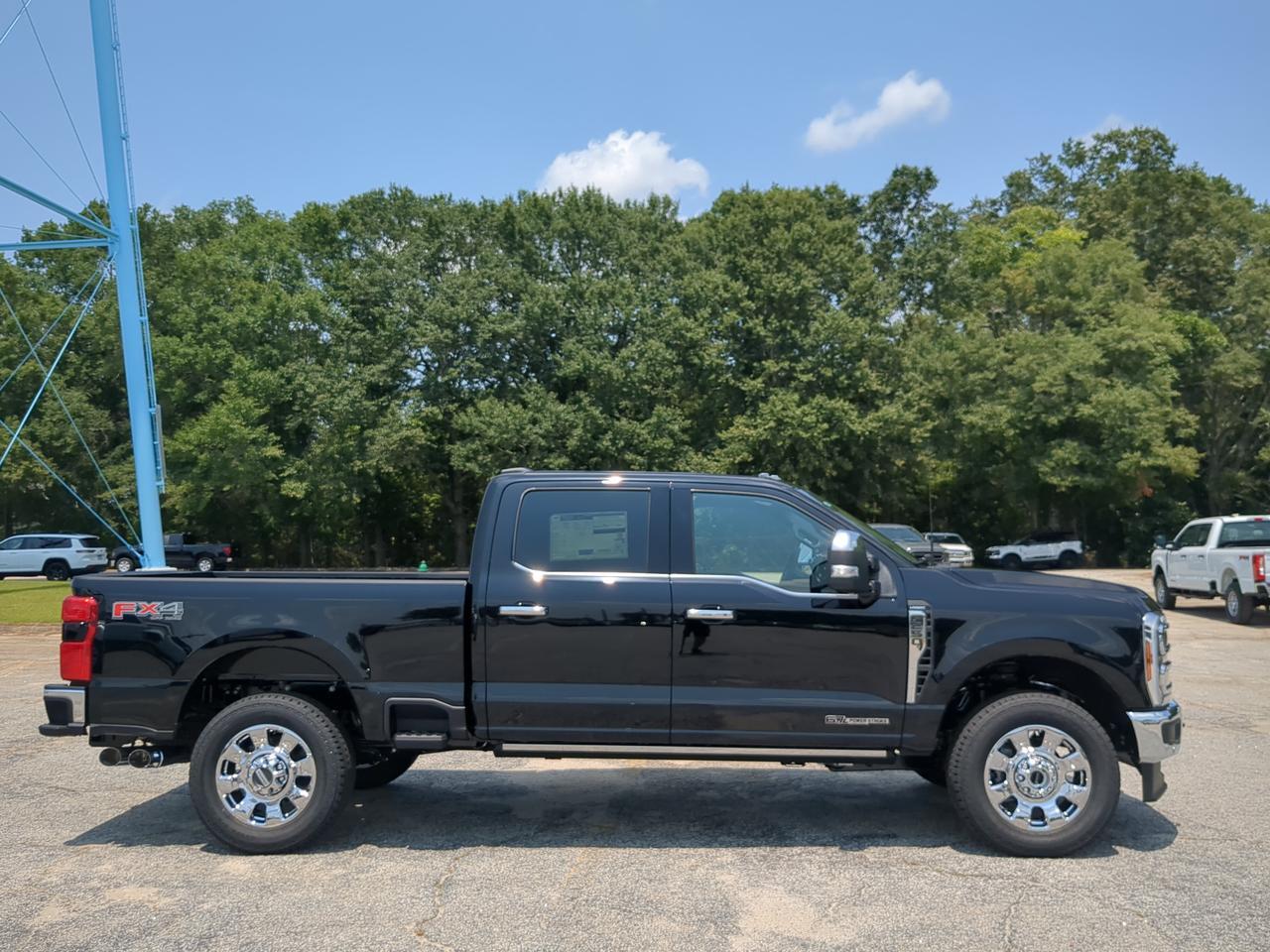 2026 Ford Super Duty F-250 SRW Lariat
