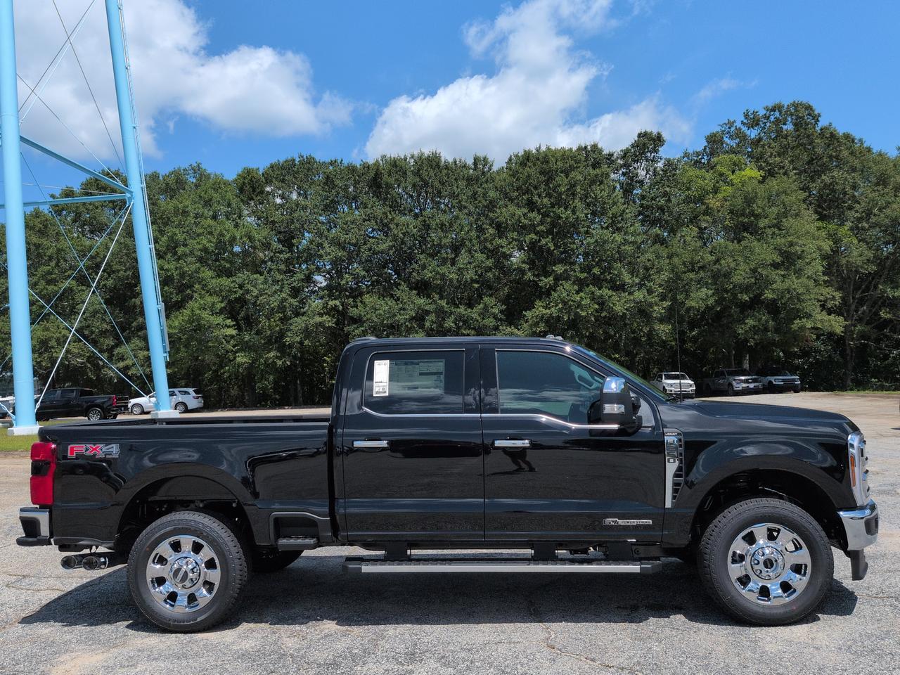 2026 Ford Super Duty F-250 SRW Lariat
