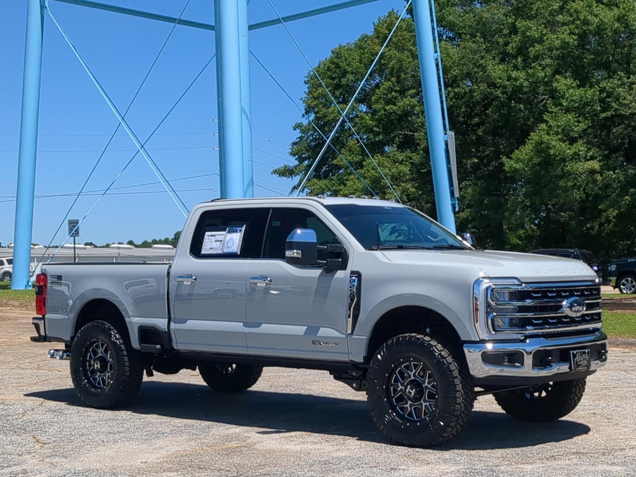 2026 Ford Super Duty F-250 SRW Lariat