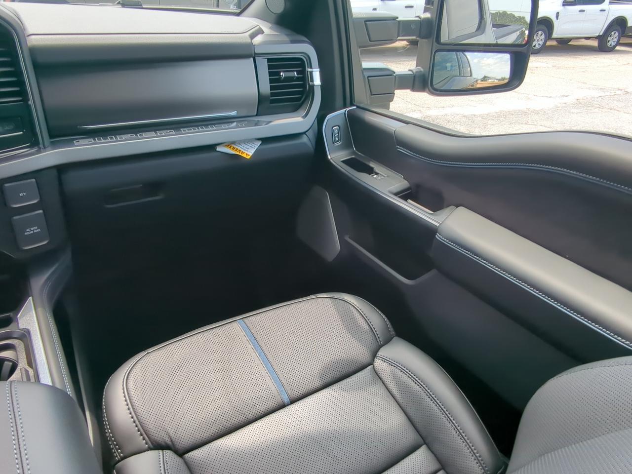 2026 Ford Super Duty F-250 SRW Platinum Appleton WI
