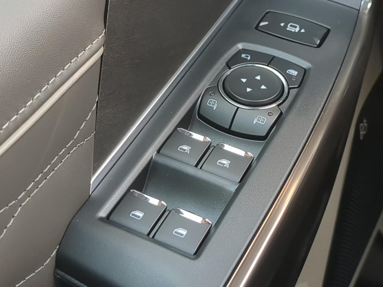 2026 Ford Super Duty F-250 SRW Platinum Plus Appleton WI