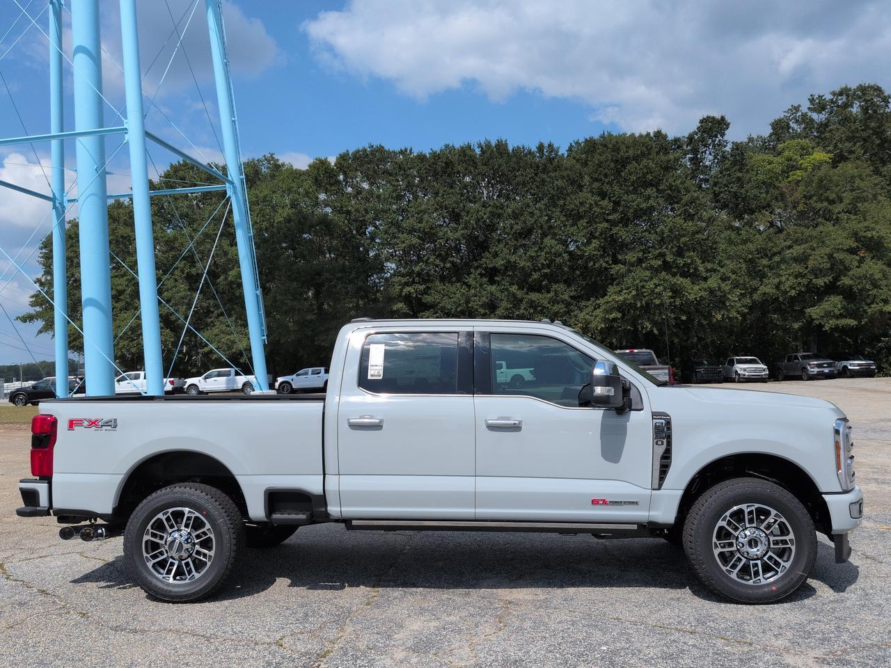 2026 Ford Super Duty F-250 SRW Platinum Plus