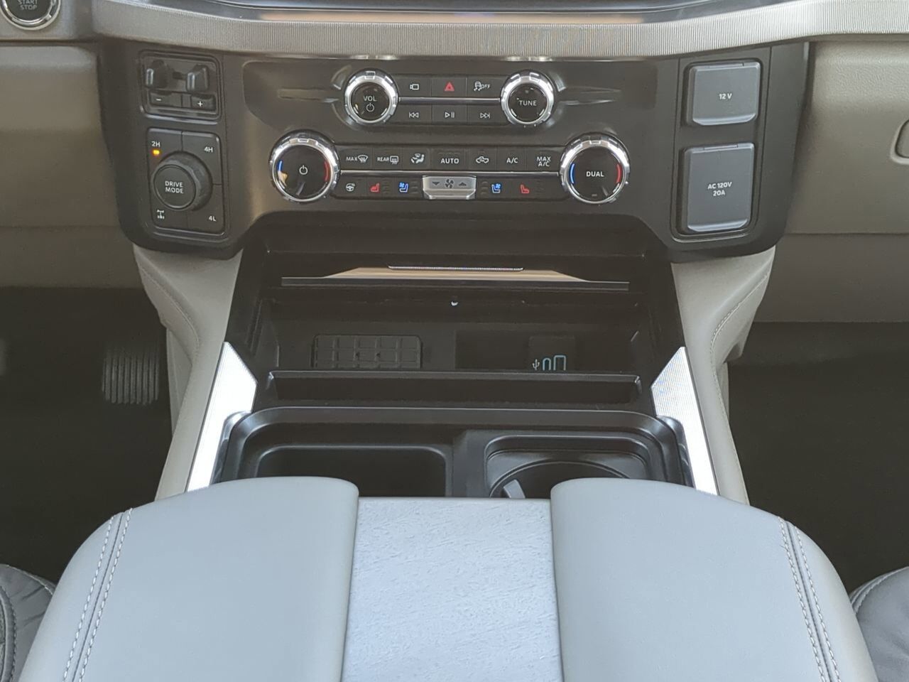 2026 Ford Super Duty F-250 SRW Platinum Winder GA