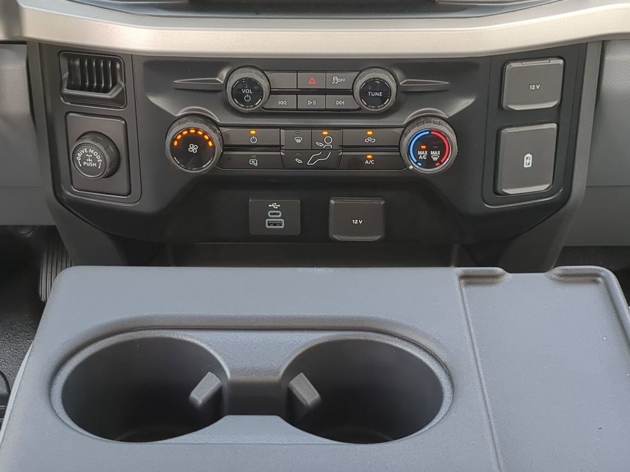 2026 Ford Super Duty F-250 SRW SERVICE TRUCK Winder GA