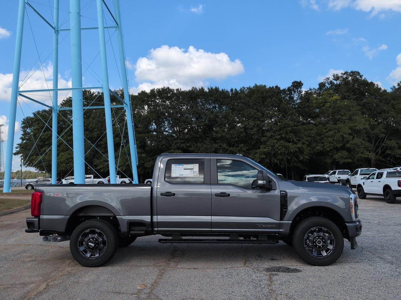2026 Ford Super Duty F-250 SRW STX