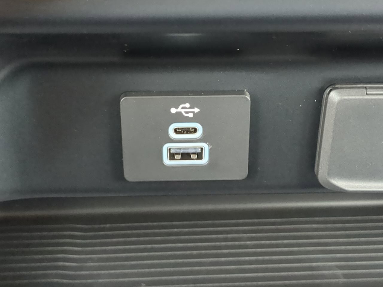 2026 Ford Super Duty F-250 SRW Service Body Appleton WI