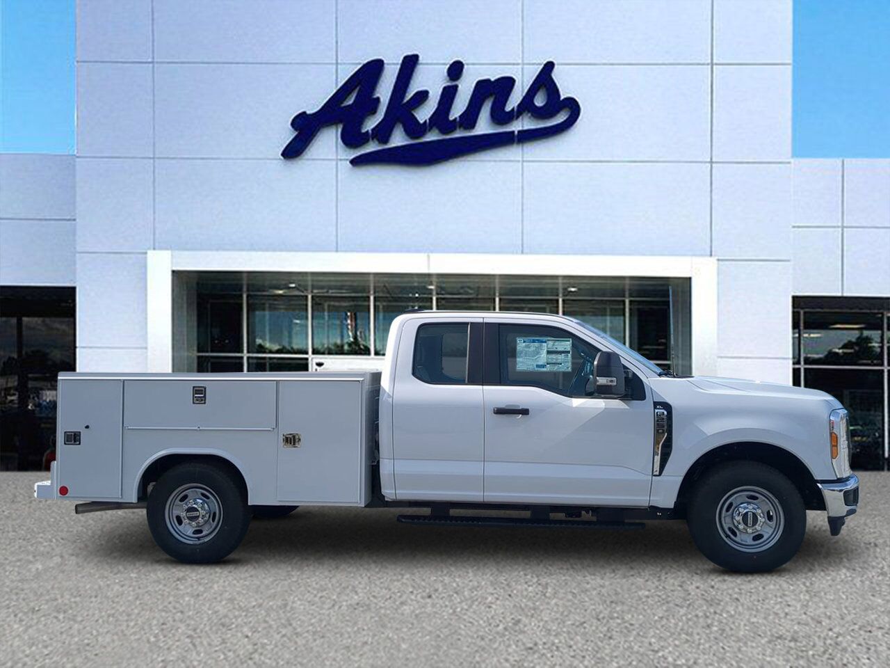 2026 Ford Super Duty F-250 SRW Service Body