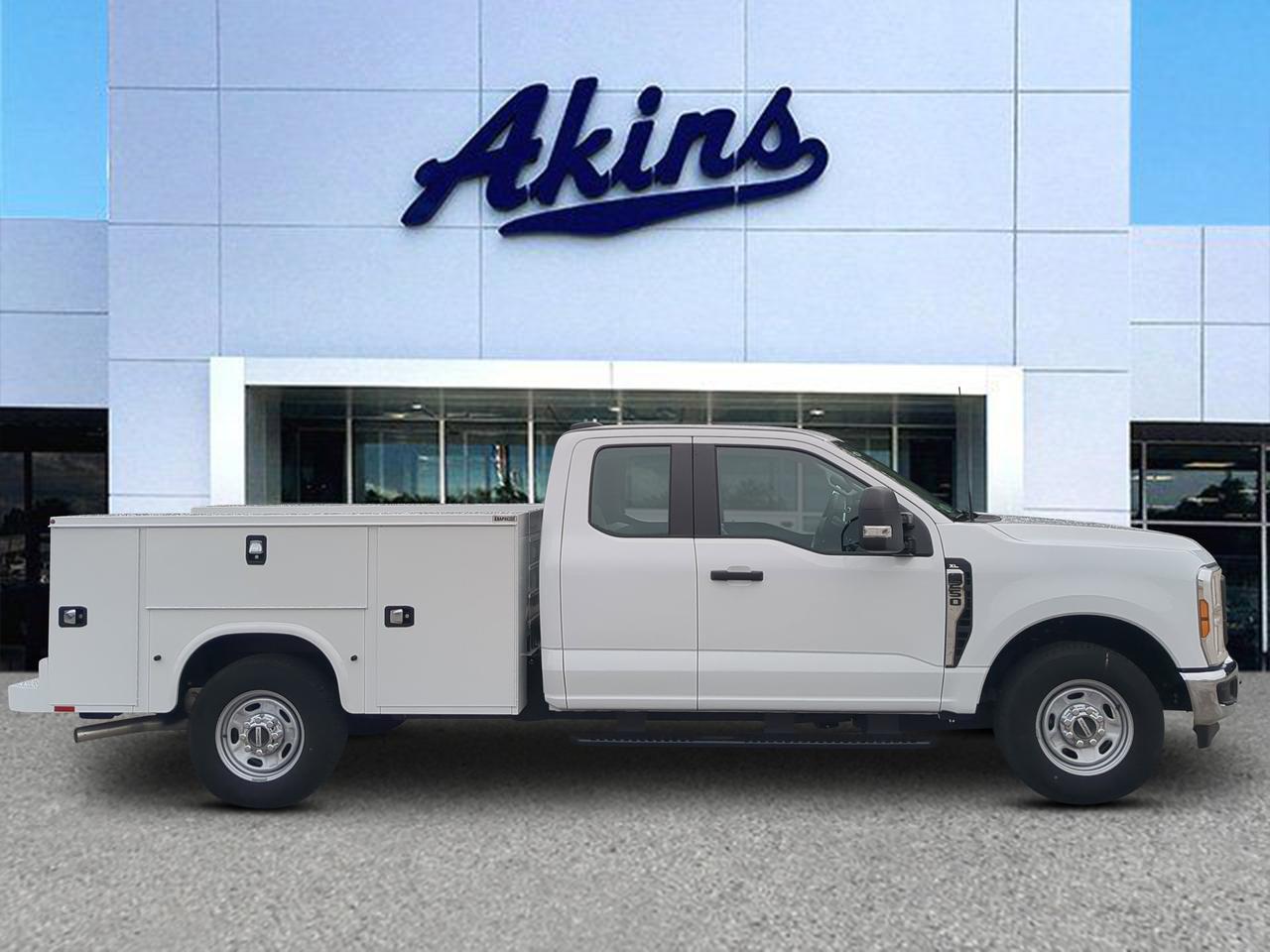 2026 Ford Super Duty F-250 SRW Service Body