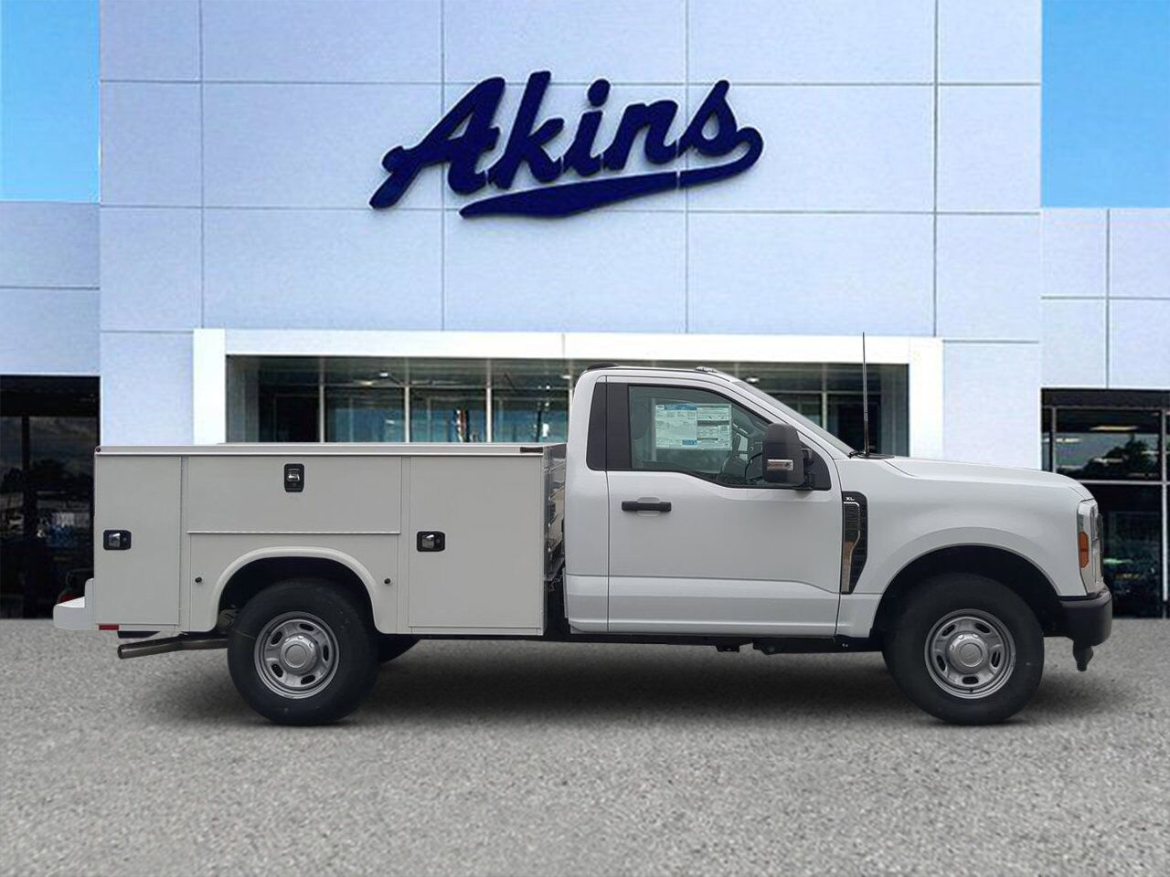 2026 Ford Super Duty F-250 SRW Service Body