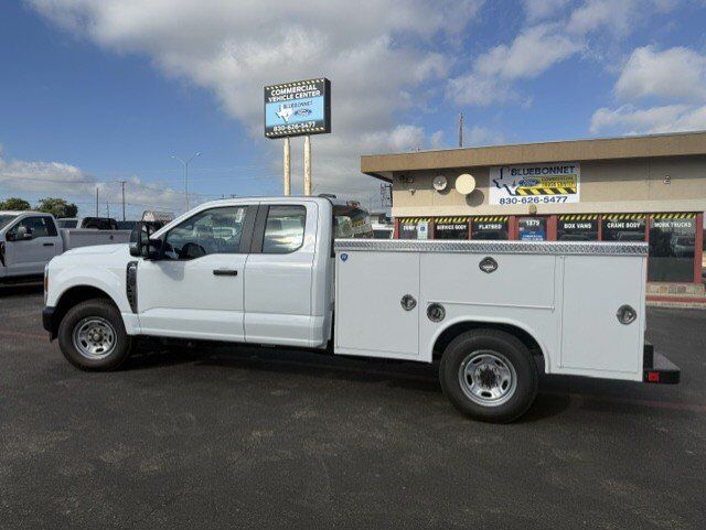 2026 Ford Super Duty F-250 SRW Service Body XL New Braunfels TX