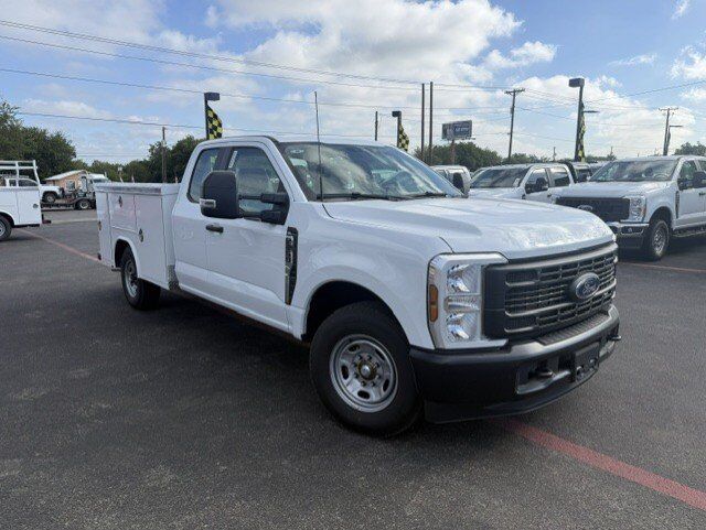 2026 Ford Super Duty F-250 SRW Service Body XL New Braunfels TX