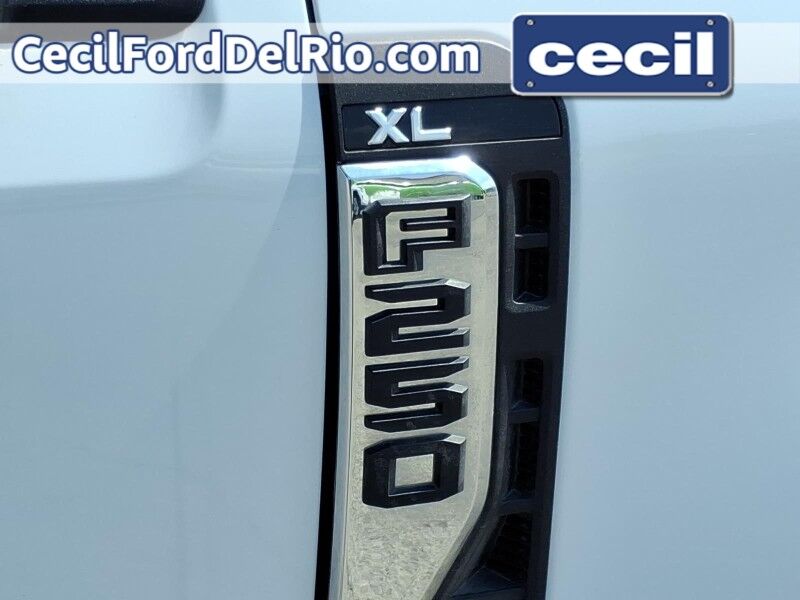 2026 Ford Super Duty F-250 SRW XL Del Rio TX