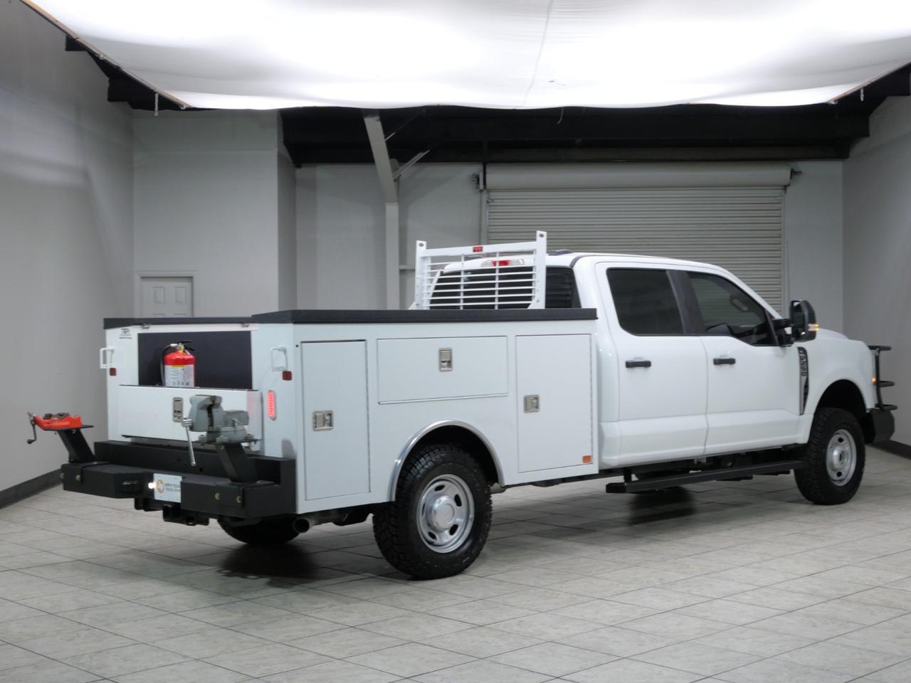 2026 Ford Super Duty F-250 XL FX4 Utility 6.8L Gas 4x4 Mansfield TX