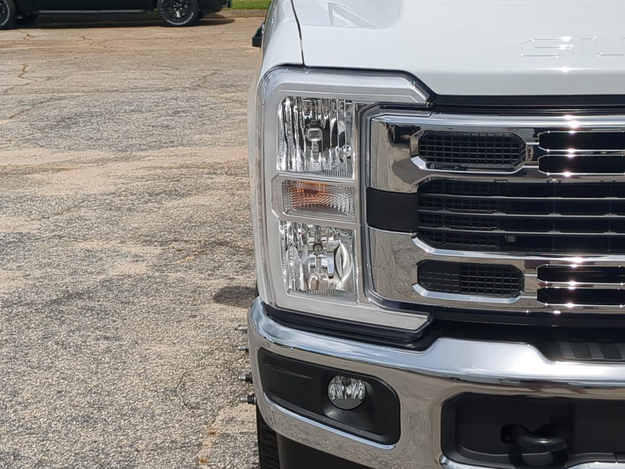 2026 Ford Super Duty F-350 DRW Flatbed Winder GA