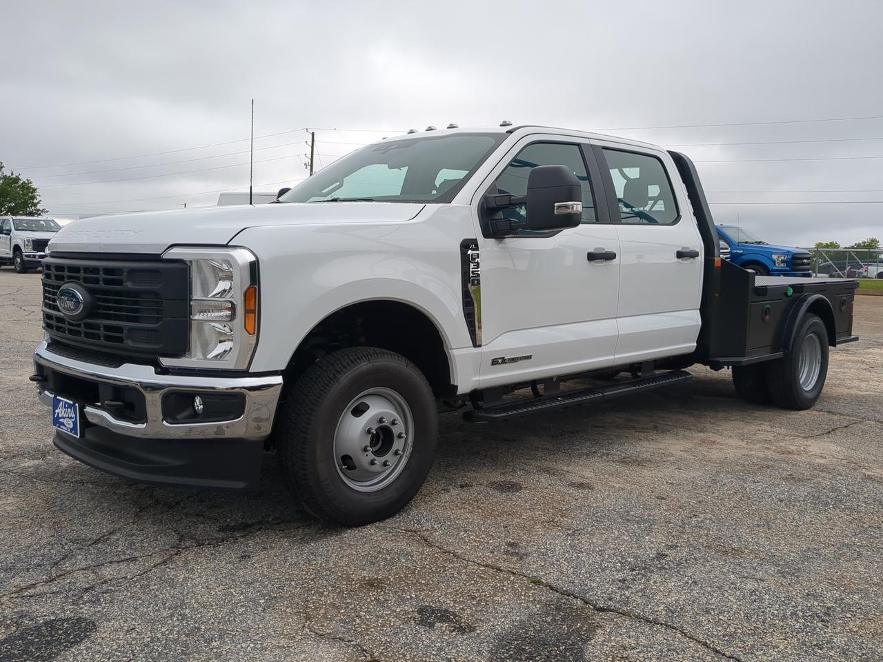 2026 Ford Super Duty F-350 DRW Flatbed Winder GA