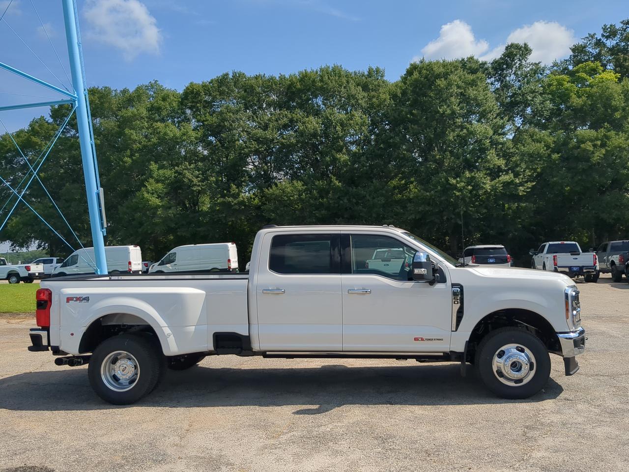 2026 Ford Super Duty F-350 DRW Lariat Appleton WI