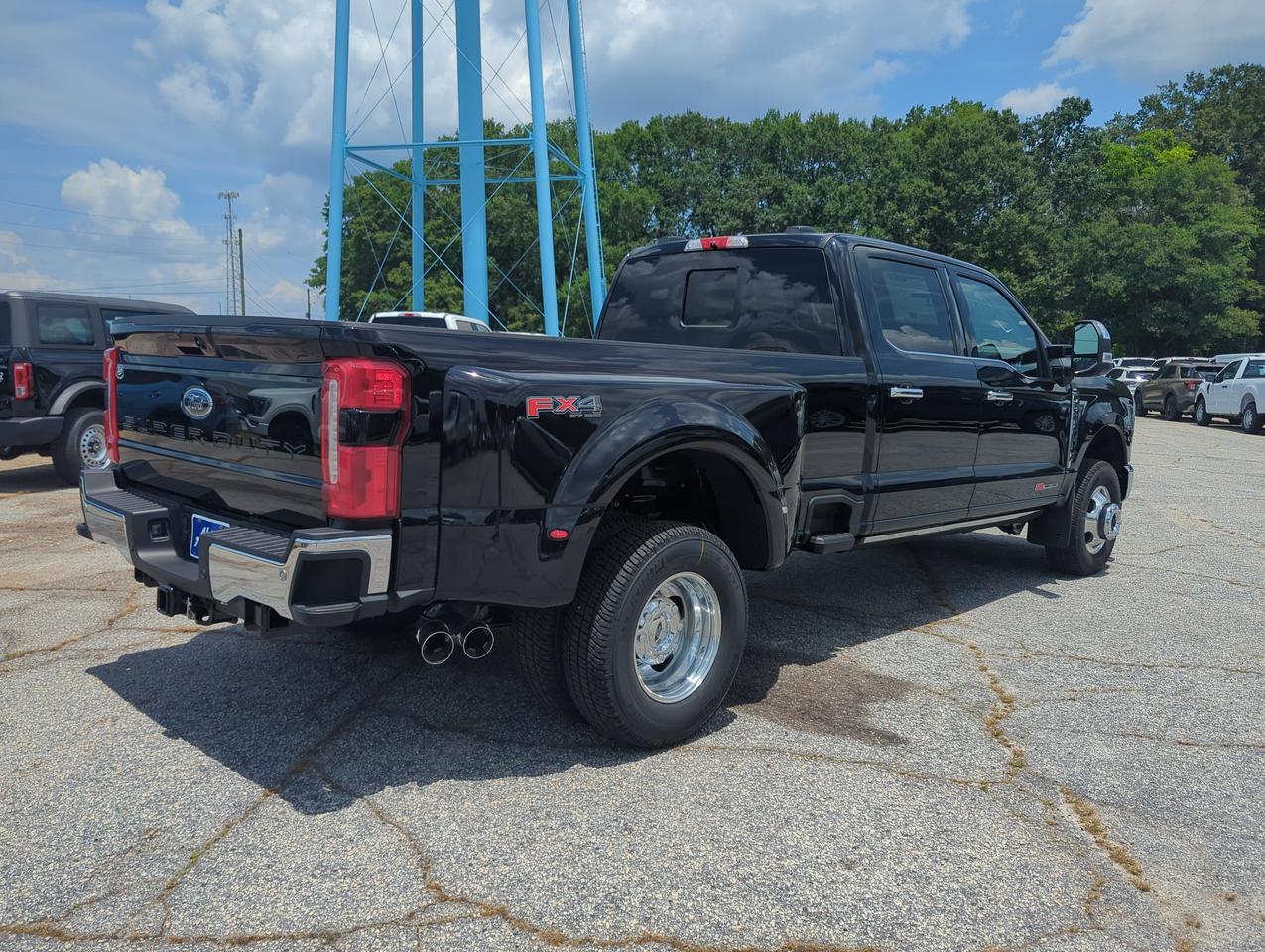 2026 Ford Super Duty F-350 DRW Lariat Appleton WI