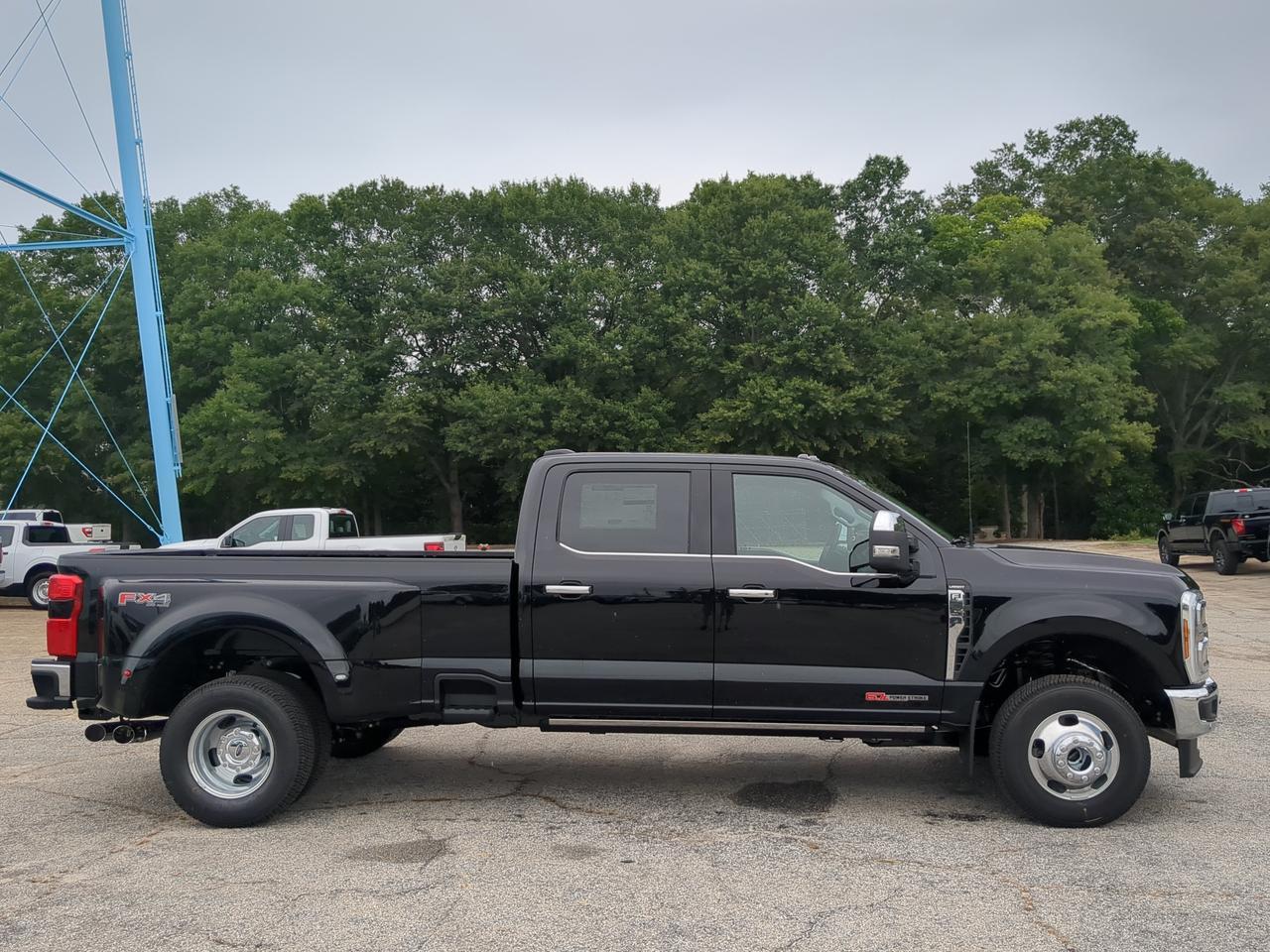2026 Ford Super Duty F-350 DRW Lariat Appleton WI
