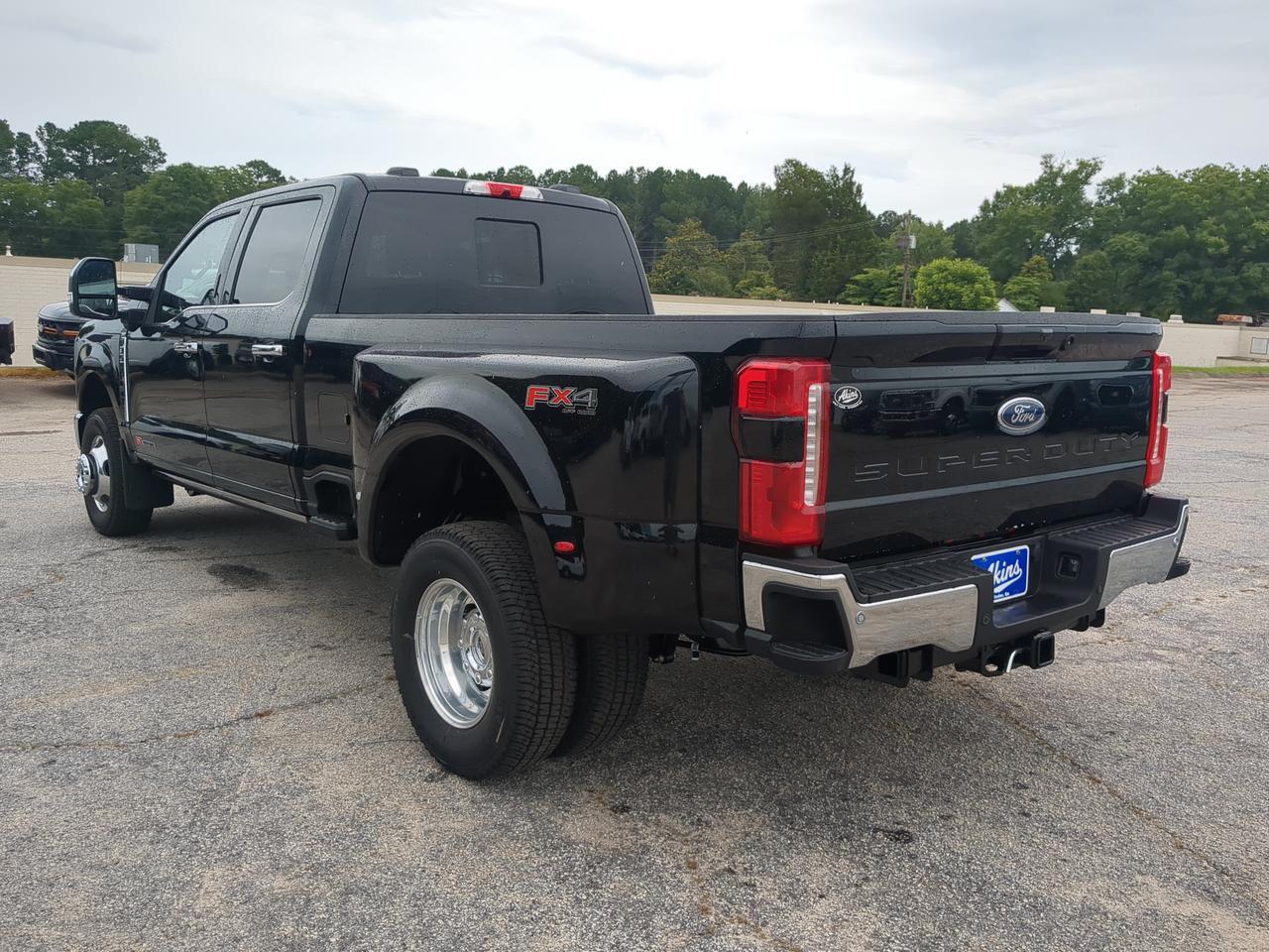 2026 Ford Super Duty F-350 DRW Lariat Appleton WI