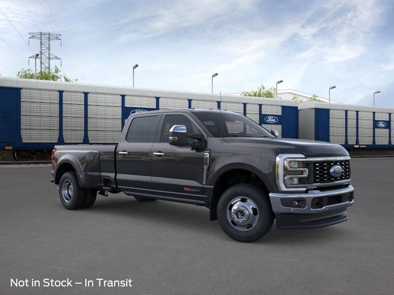 2026 Ford Super Duty F-350 DRW Lariat Appleton WI