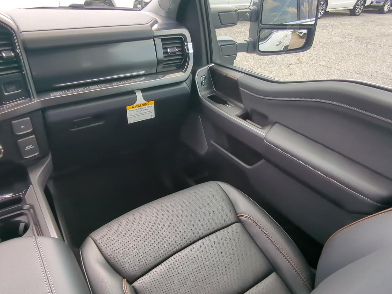 2026 Ford Super Duty F-350 DRW Lariat Appleton WI