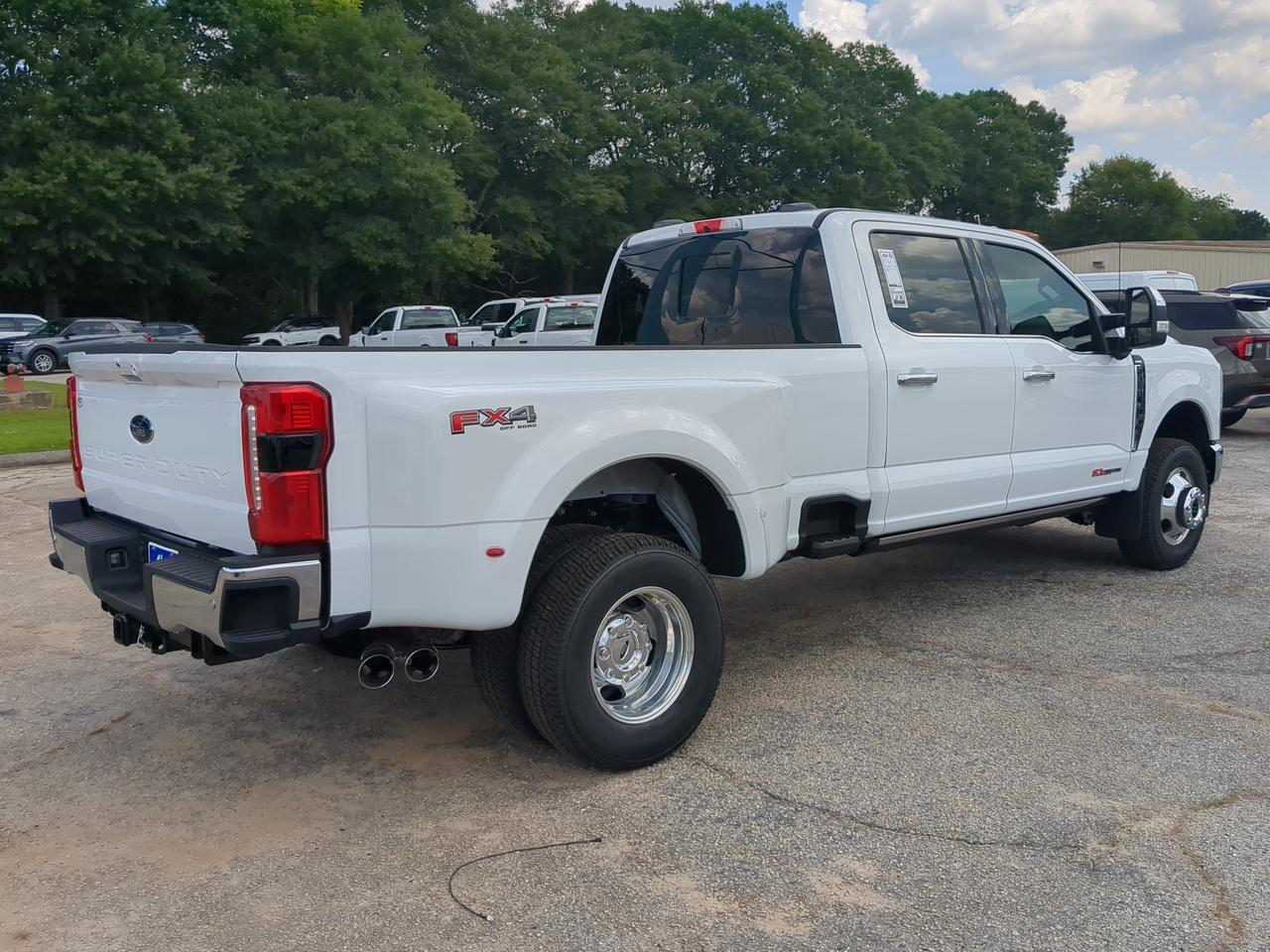 2026 Ford Super Duty F-350 DRW Lariat Appleton WI