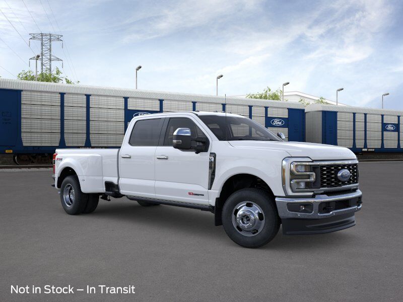 2026 Ford Super Duty F-350 DRW Lariat Appleton WI