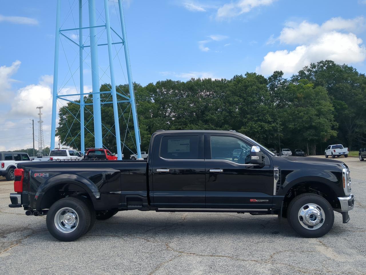 2026 Ford Super Duty F-350 DRW Lariat Appleton WI