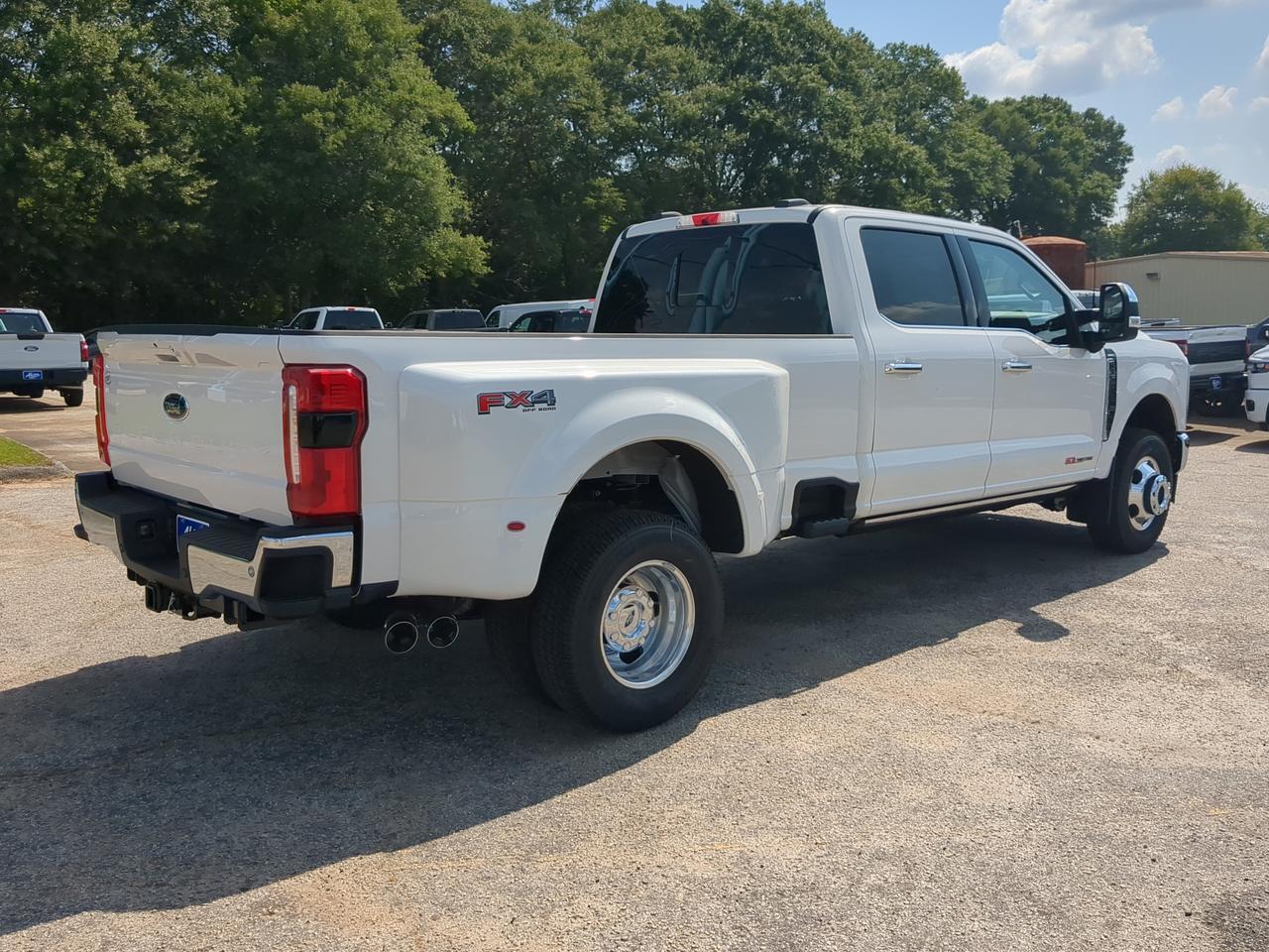 2026 Ford Super Duty F-350 DRW Lariat Appleton WI